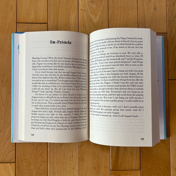 Wonder by RJ Palacio - Picture 4 of 6